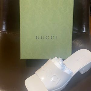 GUCCI MULE